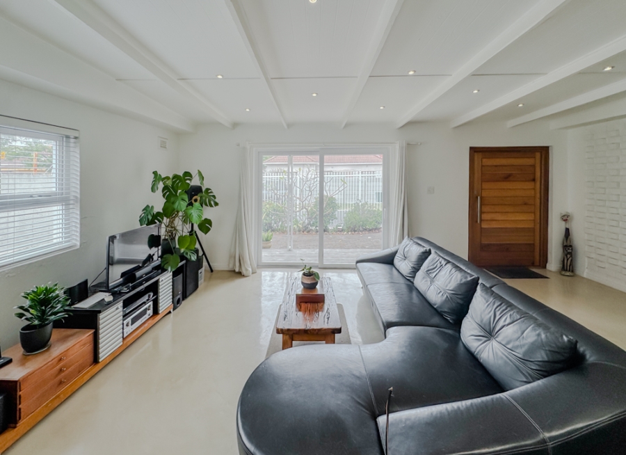 3 Bedroom Property for Sale in Claremont Western Cape